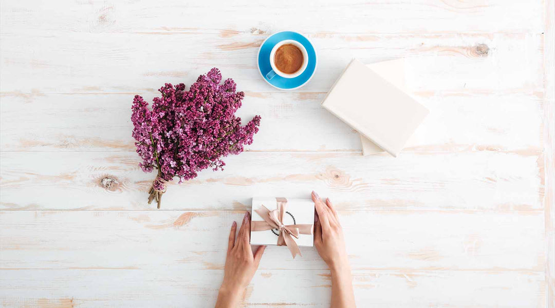 Upptäck de bästa kaffebönorna i världen, från panamansk geisha till Sumatra Pantan Musara, perfekt för exklusiva kaffepresenter och presentkorgar